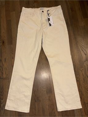 NWT Studio Blue Cream Straight Leg Jeans Size 33 Ivory Denim Pants